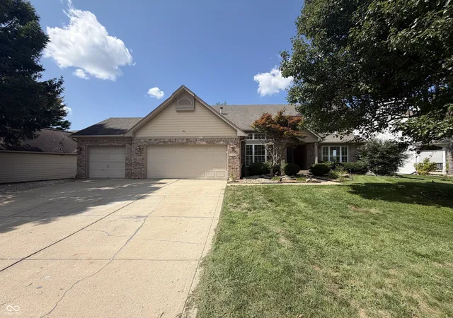 Single family home for sale at 7328 Chestnut Hills Blvd, Indianapolis, IN 46278 | MLS# 22127484
