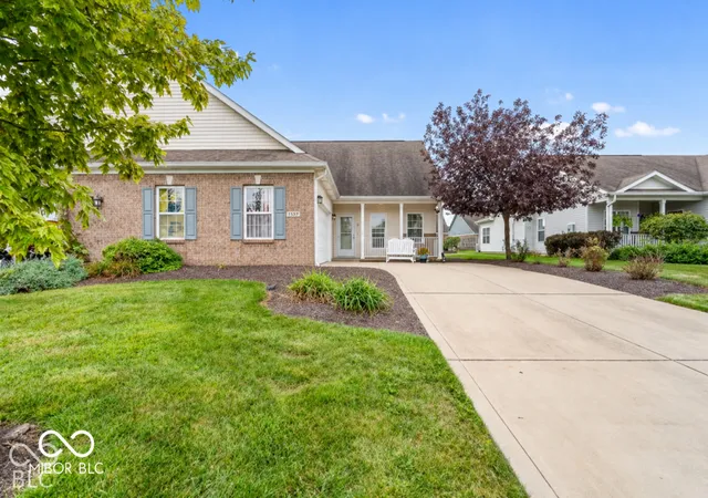 Photo 2 of Condo for sale at 1193 Fantail Dr, Greenwood, IN 46143 | MLS# 22127490 | Listing updated on 2026-10-27
