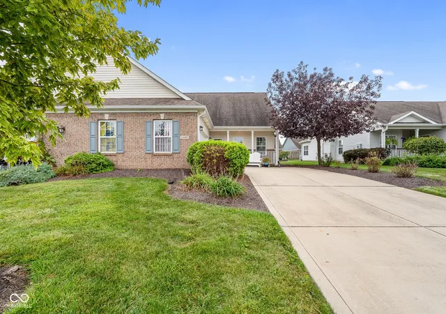Photo 2 of Condo for sale at 1193 Fantail Dr, Greenwood, IN 46143 | MLS# 22127490 | Listing updated on 2026-09-22