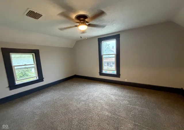 Photo 4 of Single family home for sale at 2125 Vine St, New Castle, IN 47362 | MLS# 22127496 | Listing updated on 2026-09-23