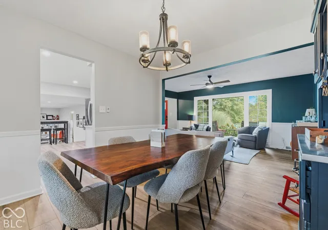 Photo 3 of Single family home for sale at 18 Sherry Ct, Carmel, IN 46032 | MLS# 22127504 | Listing updated on 2026-10-07