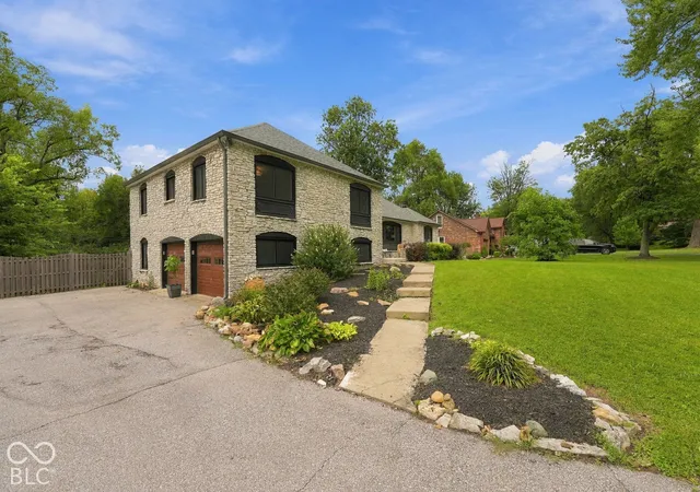 Photo 2 of Sale Pending at 4512 Dickson Rd, Indianapolis, IN 46226 | MLS# 22127511 | Listing updated on 2026-09-29