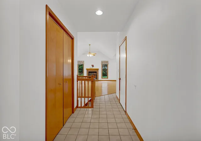 Photo 4 of Single family home for sale at 2470 Fairfax Ct, Columbus, IN 47203 | MLS# 22127514 | Listing updated on 2026-09-23