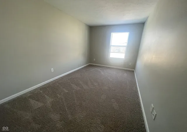 Photo 3 of Single family home for sale at 2005 Falcon Ct, Franklin, IN 46131 | MLS# 22127519 | Listing updated on 2026-09-22