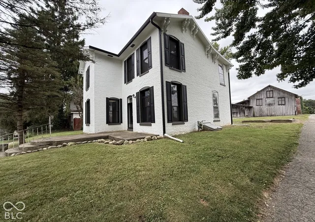 Photo 2 of Single family home for sale at 126 S Washington St, Knightstown, IN 46148 | MLS# 22127520 | Listing updated on 2026-09-27