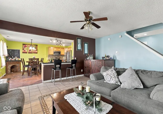 Photo 4 of Single family home for sale at 2886 Ludwig Dr, Indianapolis, IN 46239 | MLS# 22127521 | Listing updated on 2026-09-23