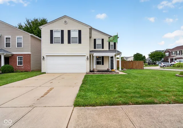 Photo 1 of Single family home for sale at 9376 W Constellation Dr, Pendleton, IN 46064 | MLS# 22127528 | Listing updated on 2026-09-23