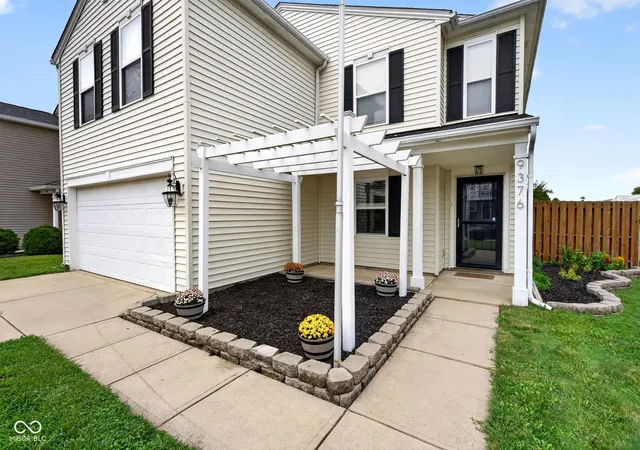 Photo 3 of Single family home for sale at 9376 W Constellation Dr, Pendleton, IN 46064 | MLS# 22127528 | Listing updated on 2026-09-23