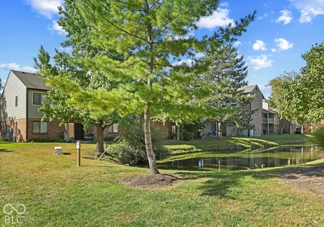 Photo 3 of Condo for sale at 4250 Village Pkwy Cir E #5, Indianapolis, IN 46254 | MLS# 22127537 | Listing updated on 2026-10-20