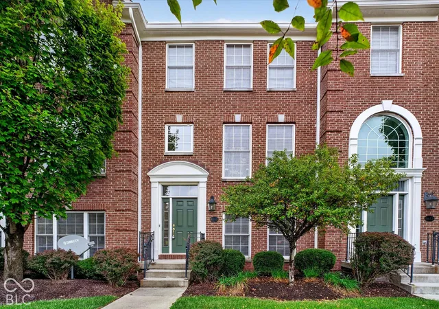 Townhouse for sale at 8655 N Meridian St, Indianapolis, IN 46260 | MLS# 22127539
