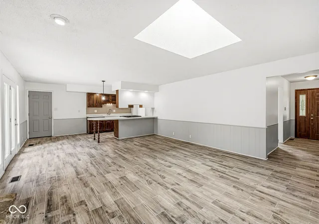 Photo 4 of Single family home for sale at 4300 E Maple Manor Pkwy, Muncie, IN 47302 | MLS# 22127560 | Listing updated on 2026-09-22