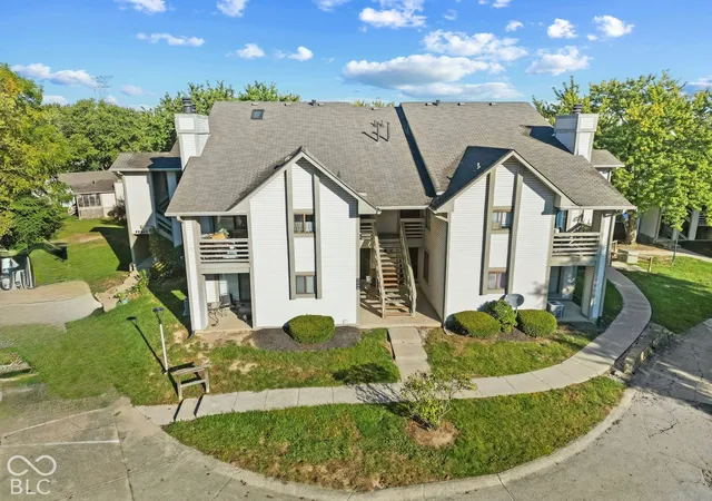 Condo for sale at 2878 Eagles Crst Cir #C, Indianapolis, IN 46214 | MLS# 22127583
