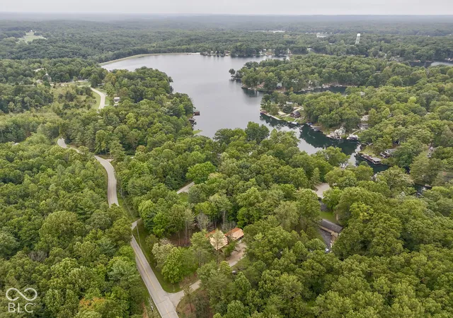 Photo 3 of Single family home for sale at 7951 Laurel Dr, Nineveh, IN 46164 | MLS# 22127610 | Listing updated on 2026-10-07