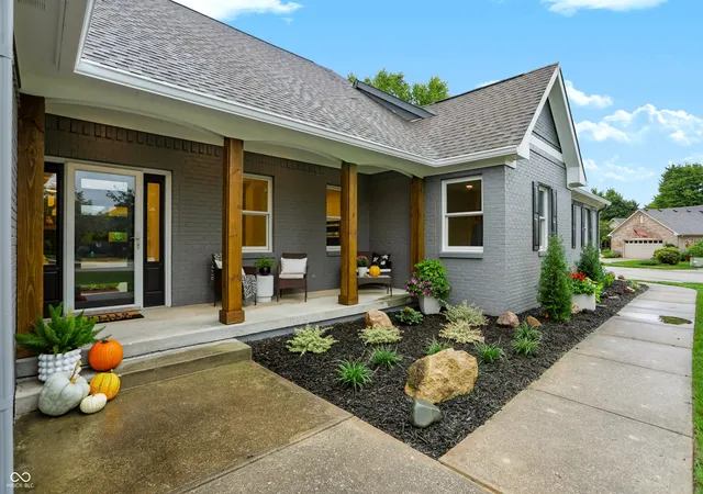 Photo 2 of Single family home for sale at 7405 Rooses Dr, Indianapolis, IN 46217 | MLS# 22127614 | Listing updated on 2026-09-23