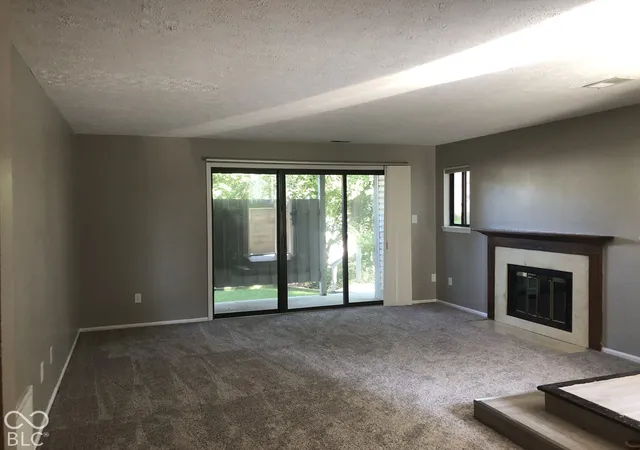 Photo 4 of Condo for sale at 2947 Eagles Crst Cir #A, Indianapolis, IN 46214 | MLS# 22127617 | Listing updated on 2026-10-20