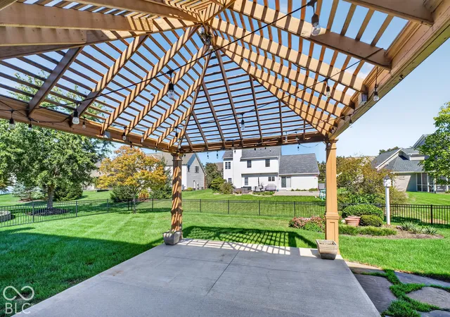Photo 3 of Single family home for sale at 1050 Belvedere Pl, Westfield, IN 46074 | MLS# 22127622 | Listing updated on 2026-09-30
