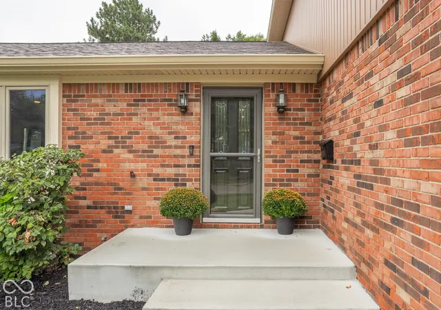 Photo 2 of Single family home for sale at 2209 Center Dr, Lebanon, IN 46052 | MLS# 22127635 | Listing updated on 2026-10-05