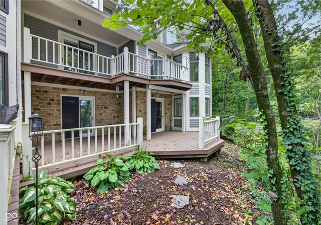 Photo 1 of Condo for sale at 8169 Upper Bay Ln, Indianapolis, IN 46236 | MLS# 22127639 | Listing updated on 2026-09-23