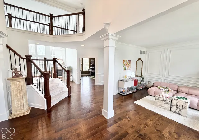 Photo 3 of Sale Pending at 3901 Castle Rock Dr, Zionsville, IN 46077 | MLS# 22127641 | Listing updated on 2026-09-30