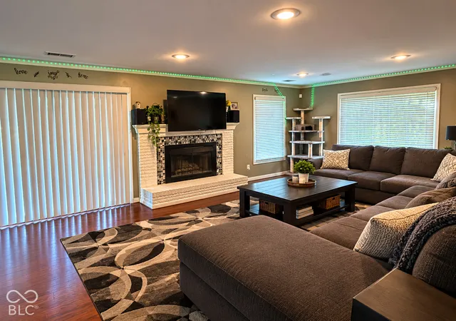 Photo 2 of Single family home for sale at 632 Oxford Rd, Anderson, IN 46012 | MLS# 22127643 | Listing updated on 2026-10-07