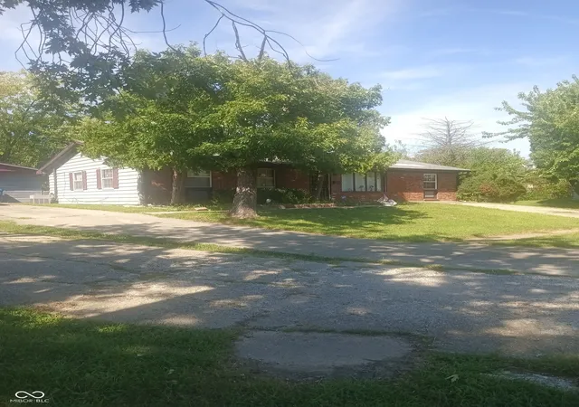 Single family home for sale at 3944 Kivet Ct, Indianapolis, IN 46235 | MLS# 22127647