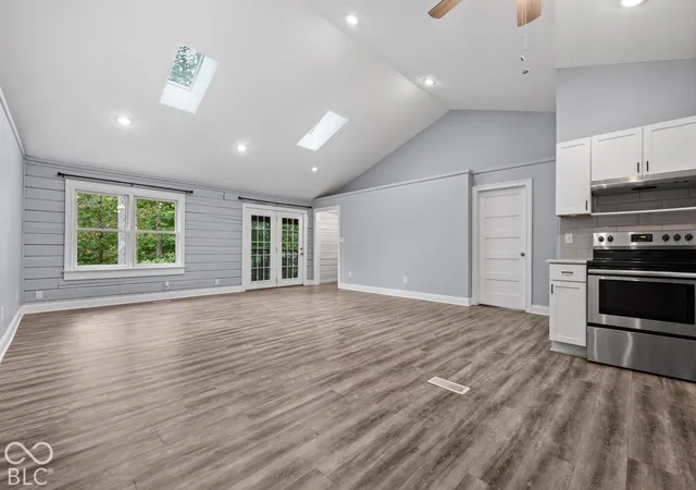 Photo 2 of Single family home for sale at 4655 E Coltrane Ln, Spencer, IN 47460 | MLS# 22127654 | Listing updated on 2026-10-07