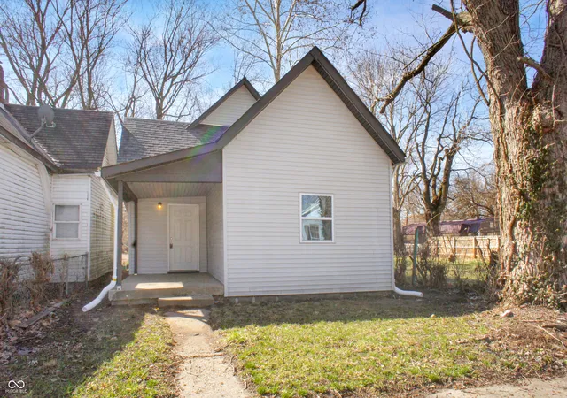 Photo 2 of Single family home for sale at 1149 W 28th Street, Indianapolis, IN 46208 | MLS# 22127656 | Listing updated on 2026-09-23