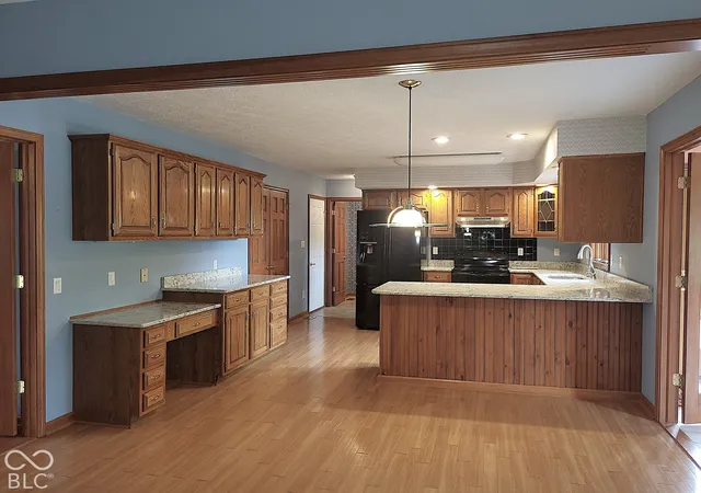 Photo 3 of Single family home for sale at 870 Ironwood E Dr, Brownsburg, IN 46112 | MLS# 22127667 | Listing updated on 2026-10-08