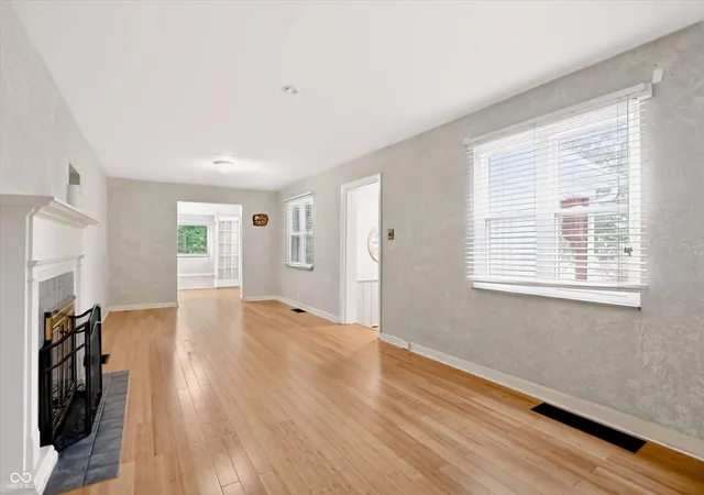 Photo 4 of Single family home for sale at 2633 E Smoky Row, Carmel, IN 46032 | MLS# 22127670 | Listing updated on 2026-09-24