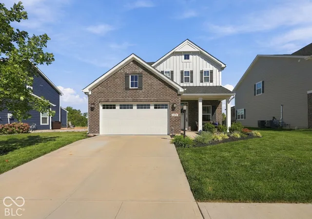 Photo 2 of Single family home for sale at 1276 Jack View Dr, Westfield, IN 46074 | MLS# 22127671 | Listing updated on 2026-09-30