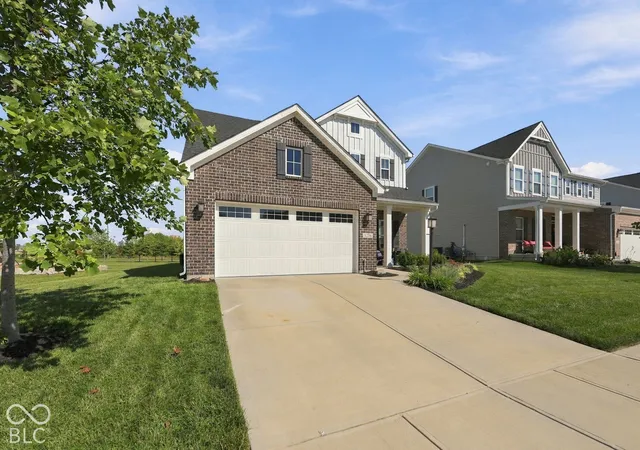 Photo 3 of Single family home for sale at 1276 Jack View Dr, Westfield, IN 46074 | MLS# 22127671 | Listing updated on 2026-09-30