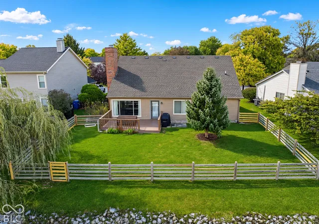 Photo 3 of Single family home for sale at 7867 Beanblossom Cir, Indianapolis, IN 46256 | MLS# 22127675 | Listing updated on 2026-10-09
