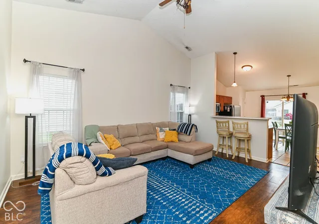 Photo 3 of Sale Pending at 6132 Glebe Dr, Indianapolis, IN 46237 | MLS# 22127681 | Listing updated on 2026-10-02