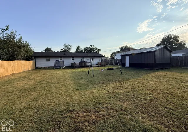 Photo 3 of Single family home for sale at 2600 E Thomas Ave, Terre Haute, IN 47805 | MLS# 22127687 | Listing updated on 2026-09-25