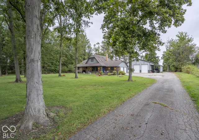 Photo 3 of Single family home for sale at 1744 W 1000 North, Fountaintown, IN 46130 | MLS# 22127689 | Listing updated on 2026-10-03
