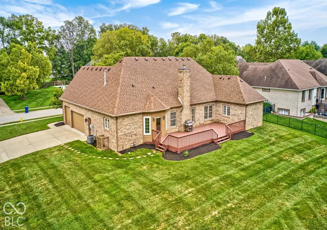 Photo 3 of Sale Pending at 9698 Sunwood Way, Carmel, IN 46032 | MLS# 22127693 | Listing updated on 2026-10-05