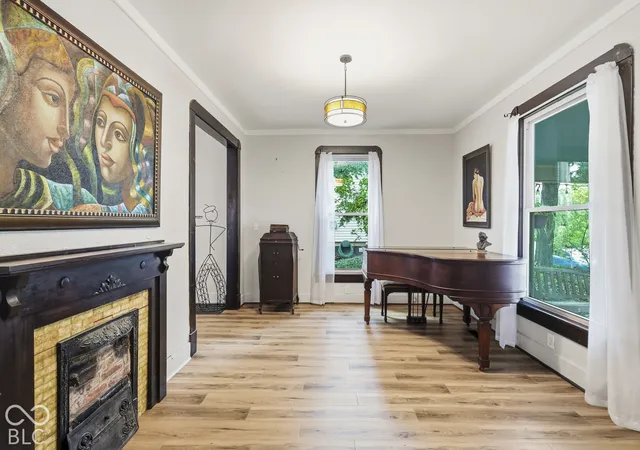 Photo 4 of Single family home for sale at 28 N Whittier Pl, Indianapolis, IN 46219 | MLS# 22127698 | Listing updated on 2026-10-06