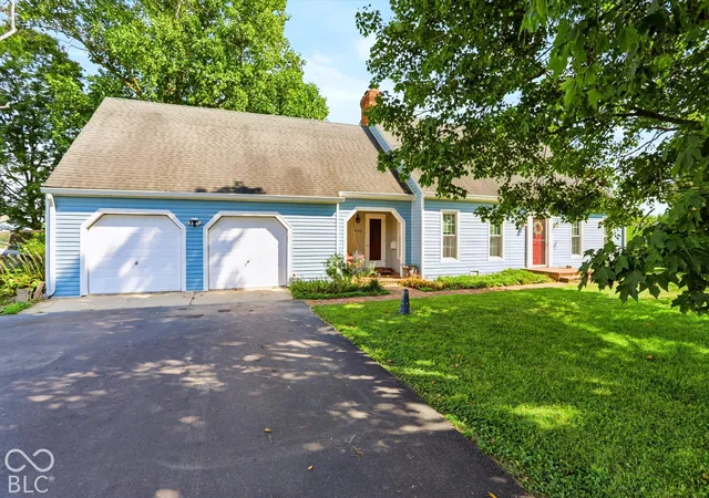 Photo 2 of Single family home for sale at 3493 N State Rd 9, Greenfield, IN 46140 | MLS# 22127702 | Listing updated on 2026-10-01