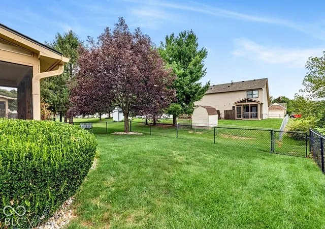 Photo 4 of Sale Pending at 1129 Anthony Ct, Greenwood, IN 46143 | MLS# 22127709 | Listing updated on 2026-09-26