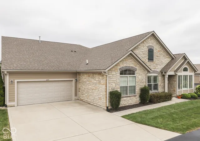 Photo 3 of Condo for sale at 2214 Heather Glen Way, Franklin, IN 46131 | MLS# 22127710 | Listing updated on 2026-10-06