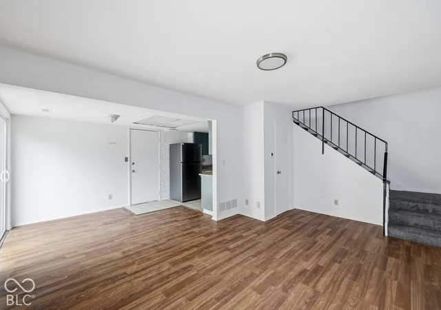 Photo 3 of Condo for sale at 2813 Del Prado Dr, Indianapolis, IN 46227 | MLS# 22127718 | Listing updated on 2026-10-15