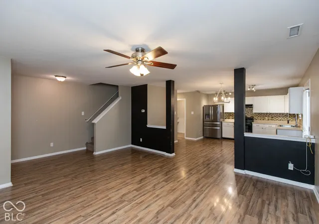 Photo 3 of Single family home for sale at 912 Brookstone Dr, Franklin, IN 46131 | MLS# 22127733 | Listing updated on 2026-09-25