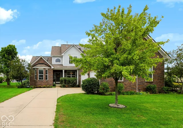 Photo 2 of Single family home for sale at 5914 Daw St, Noblesville, IN 46062 | MLS# 22127744 | Listing updated on 2026-09-30