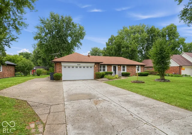 Photo 3 of Single family home for sale at 4147 W Fairview Rd, Greenwood, IN 46142 | MLS# 22127751 | Listing updated on 2026-10-02