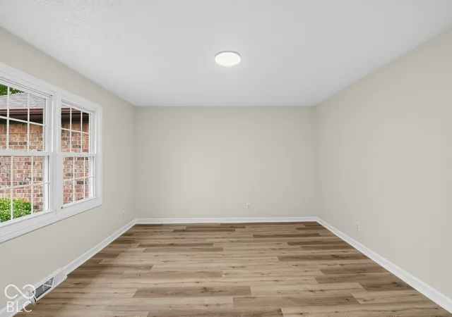Photo 3 of Single family home for sale at 4147 W Fairview Rd, Greenwood, IN 46142 | MLS# 22127751 | Listing updated on 2026-10-02