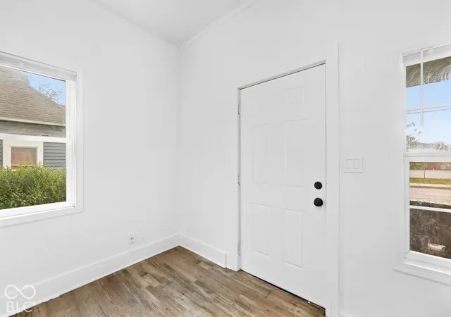 Photo 3 of House for sale at 40 N Lasalle St, Indianapolis, IN 46201 | MLS# 22127761 | Listing updated on 2026-09-27