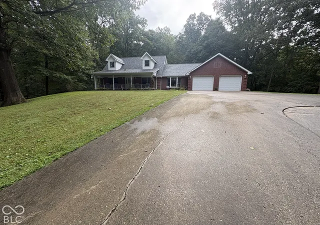 Single family home for sale at 2636 Country Clb, Spencer, IN 47460 | MLS# 22127768