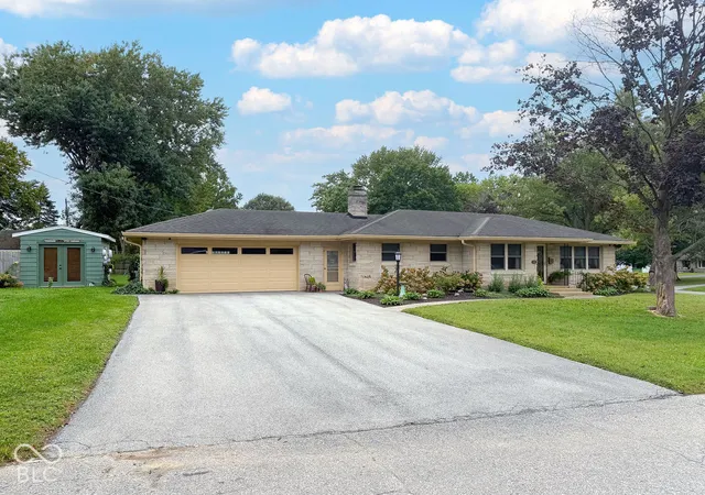 Single family home for sale at 721 Maplecrest Ave, Kokomo, IN 46902 | MLS# 22127772