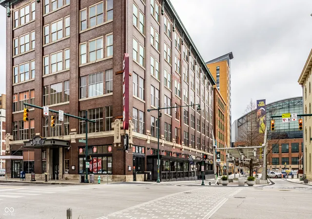 Photo 2 of Condo for sale at 141 S Meridian St #604, Indianapolis, IN 46225 | MLS# 22127775 | Listing updated on 2026-09-25