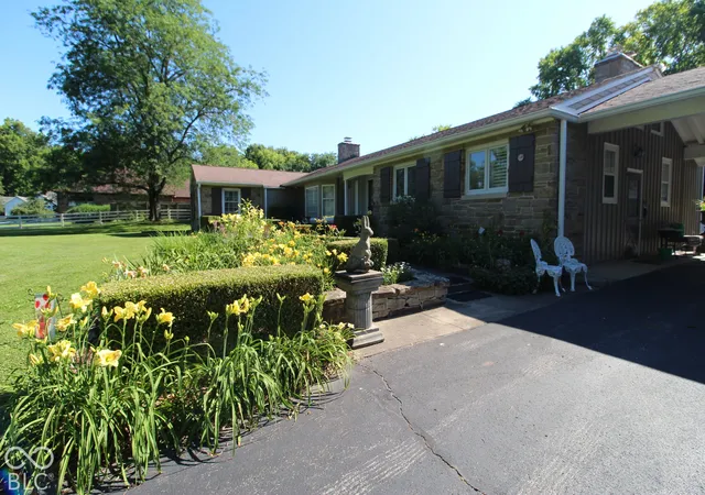 Photo 2 of Sale Pending at 501 State Rd 267, Mooresville, IN 46158 | MLS# 22127779 | Listing updated on 2026-09-23